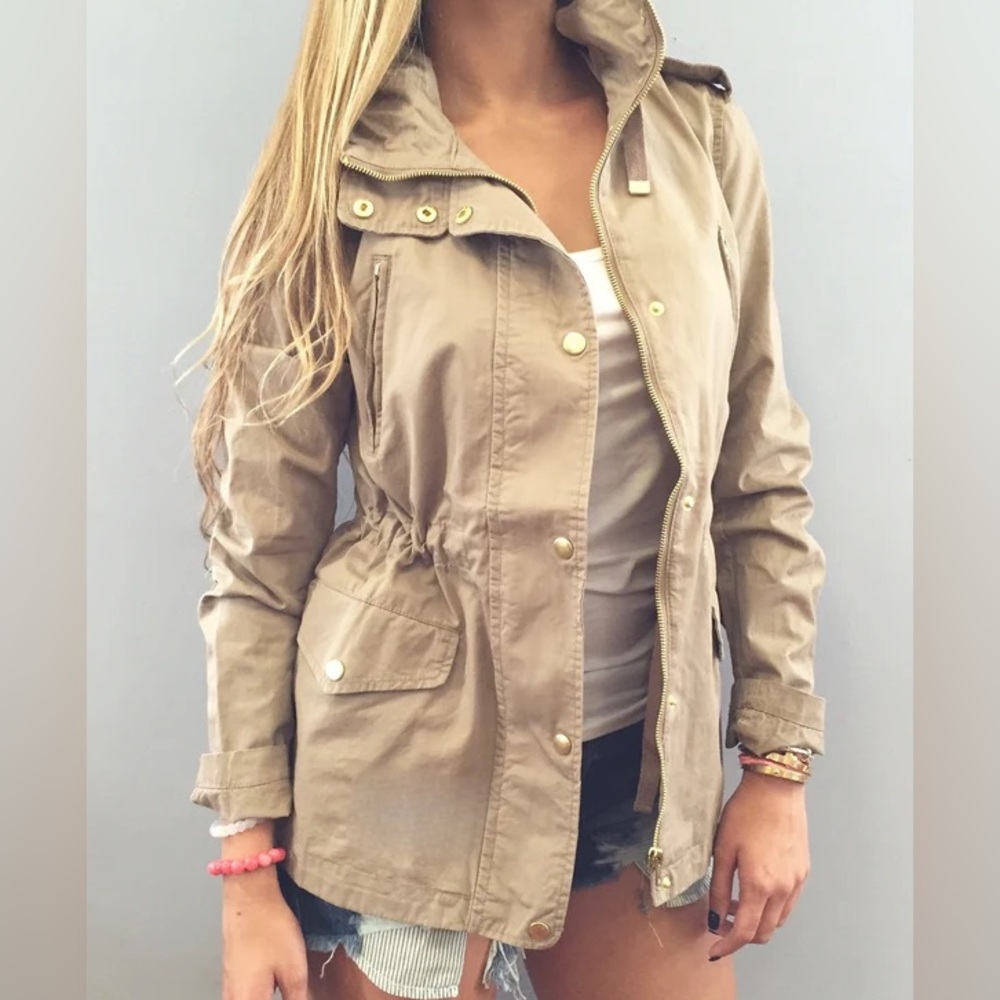 Love Tree Lightweight Jacket Size M